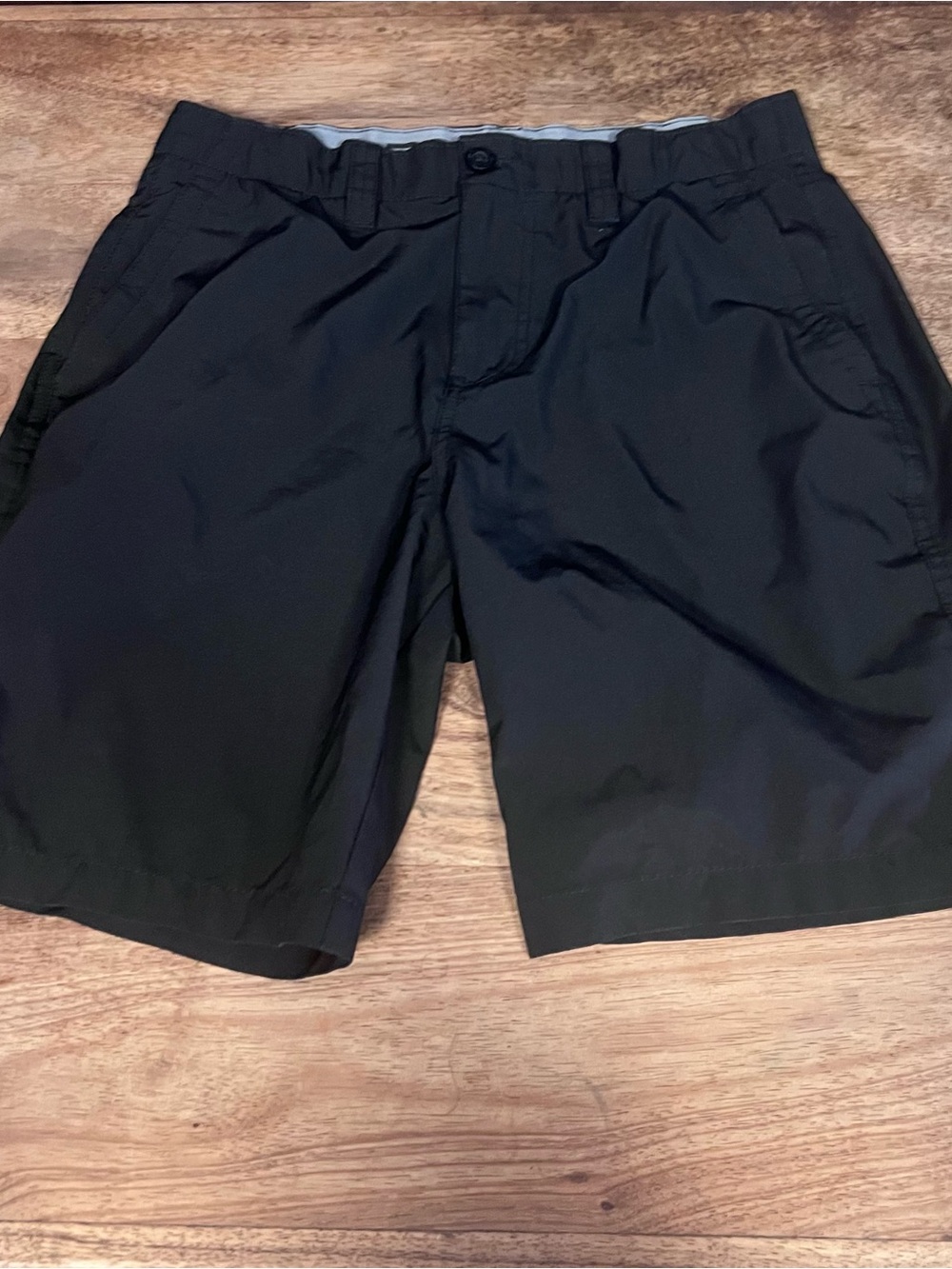 Size 32 Men's Black Casual Hybrid Performance Shorts Denali